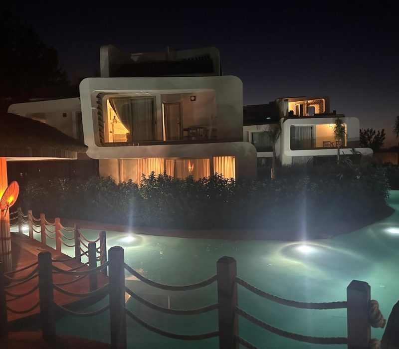 LAREN LUXURY RESORT HOTEL